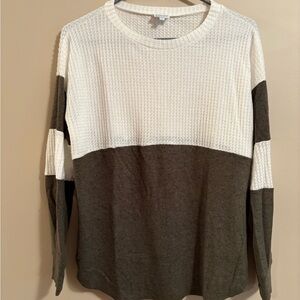 Francesca's Collections Cream Knit Sweater
